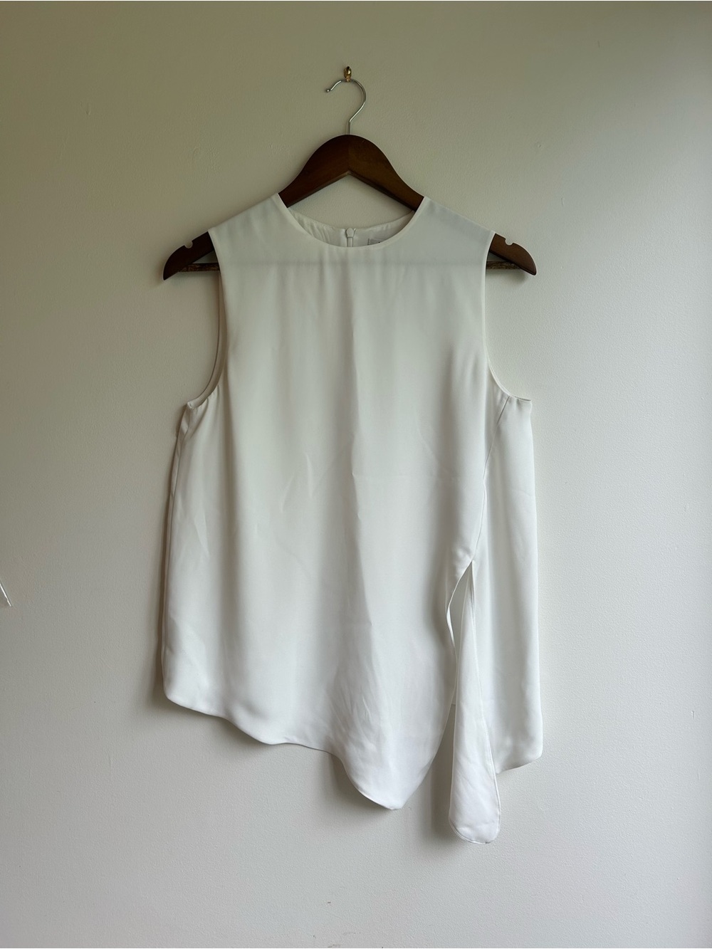 Babaton Hopkins Sleeveless Asymmetric White Women's Top